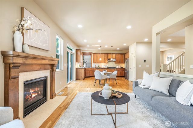 10842 243rd Avenue NE, Redmond, WA 98053