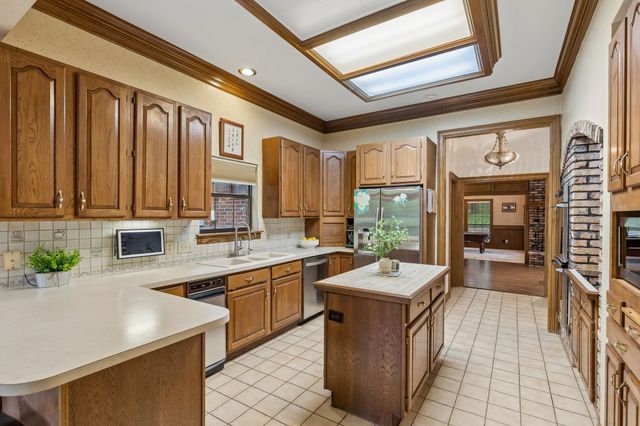 950 Willow Court, Fairview, TX 75069
