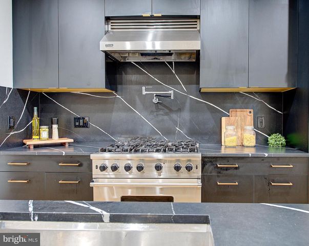 1426 KENILWORTH ST, Philadelphia, PA 19146