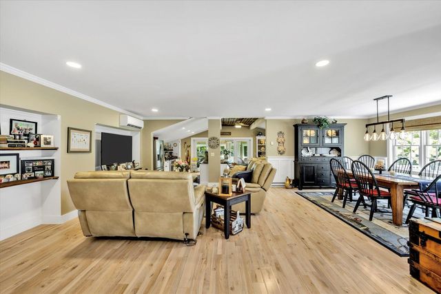68 Loring Avenue, West Dennis, MA 02670