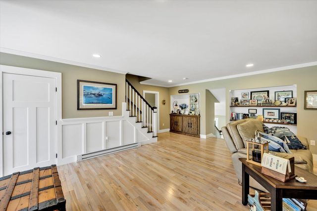 68 Loring Avenue, West Dennis, MA 02670