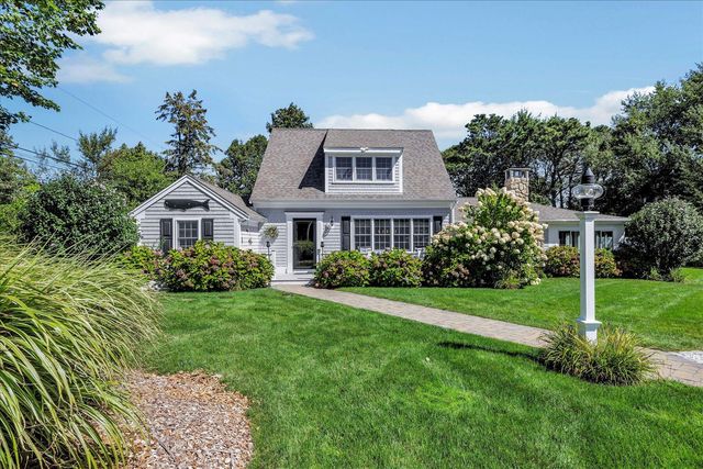 68 Loring Avenue, West Dennis, MA 02670