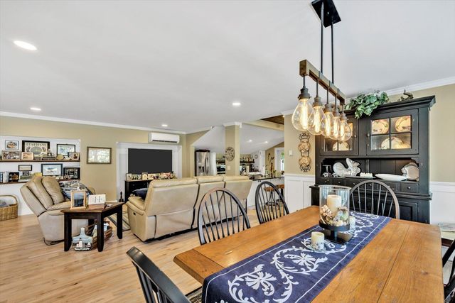 68 Loring Avenue, West Dennis, MA 02670