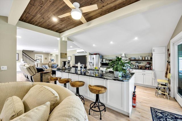 68 Loring Avenue, West Dennis, MA 02670