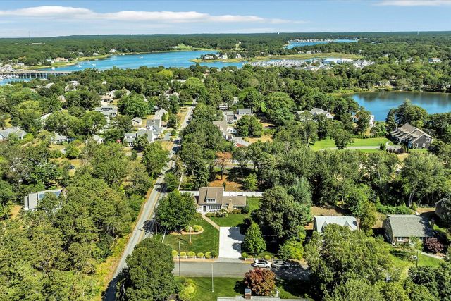 68 Loring Avenue, West Dennis, MA 02670