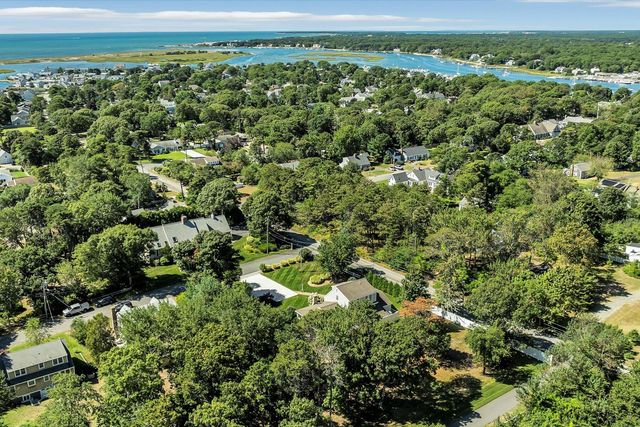 68 Loring Avenue, West Dennis, MA 02670