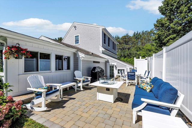 68 Loring Avenue, West Dennis, MA 02670