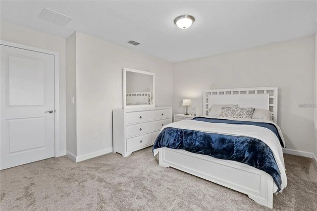 11819 IMAGINARY WAY, Orlando, FL 32832