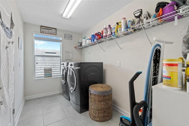 11819 IMAGINARY WAY, Orlando, FL 32832