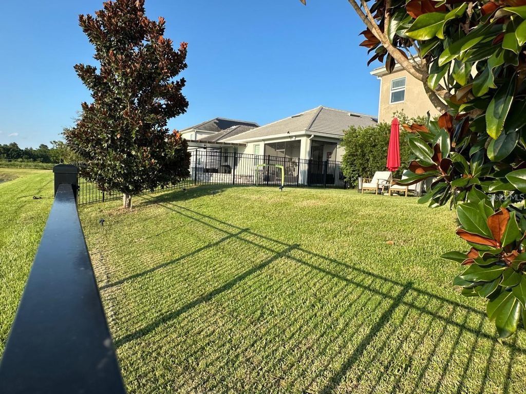 Image 40 of property listing at 11819 IMAGINARY WAY, Orlando, FL 32832