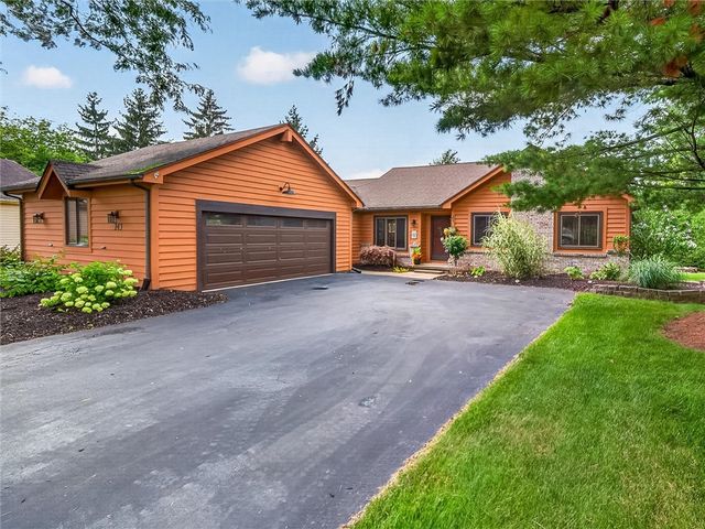 143 Lambton Circle, Greece, NY 14626