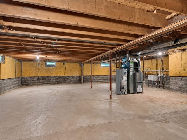 143 Lambton Circle, Greece, NY 14626