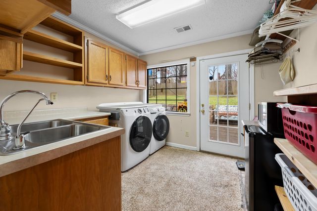 9399 WOODCUTTER CV, Lakeland, TN 38002