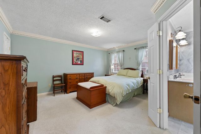 9399 WOODCUTTER CV, Lakeland, TN 38002