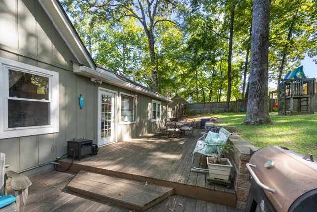 9399 WOODCUTTER CV, Lakeland, TN 38002