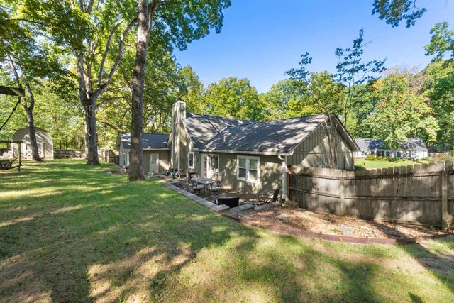 9399 WOODCUTTER CV, Lakeland, TN 38002