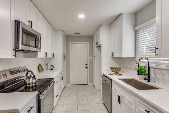 2421 February Lane, Grand Prairie, TX 75050