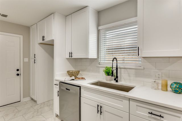 2421 February Lane, Grand Prairie, TX 75050