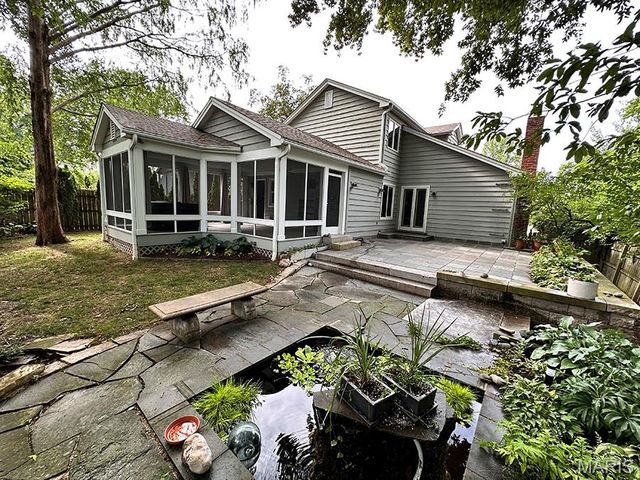 9844 Oak Haven Avenue, St Louis, MO 63119