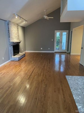 9844 Oak Haven Avenue, St Louis, MO 63119
