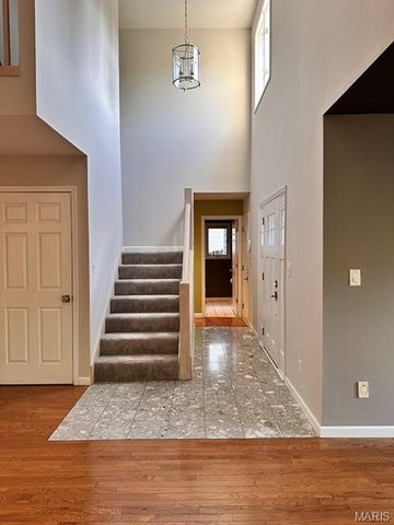 9844 Oak Haven Avenue, St Louis, MO 63119
