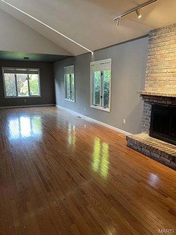 9844 Oak Haven Avenue, St Louis, MO 63119
