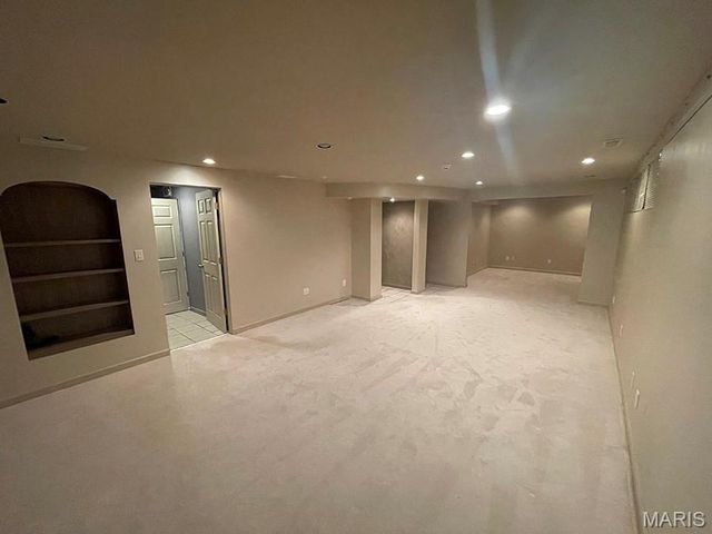 9844 Oak Haven Avenue, St Louis, MO 63119