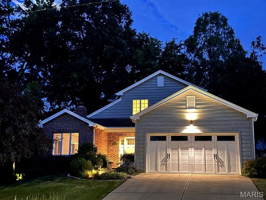9844 Oak Haven Avenue, St Louis, MO 63119