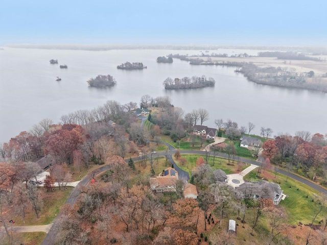 W9632 Rose Circle, Beaver Dam, WI 53916