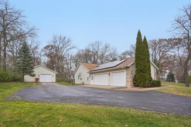 W9632 Rose Circle, Beaver Dam, WI 53916