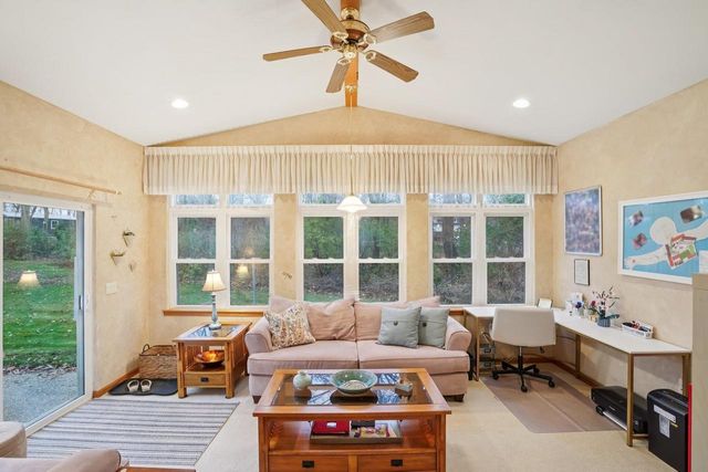 W9632 Rose Circle, Beaver Dam, WI 53916