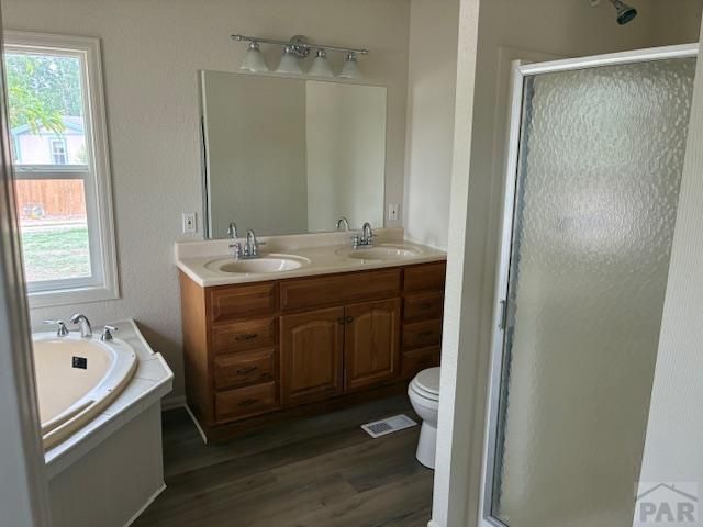 330 E Stewart Dr, Pueblo West, CO 81007