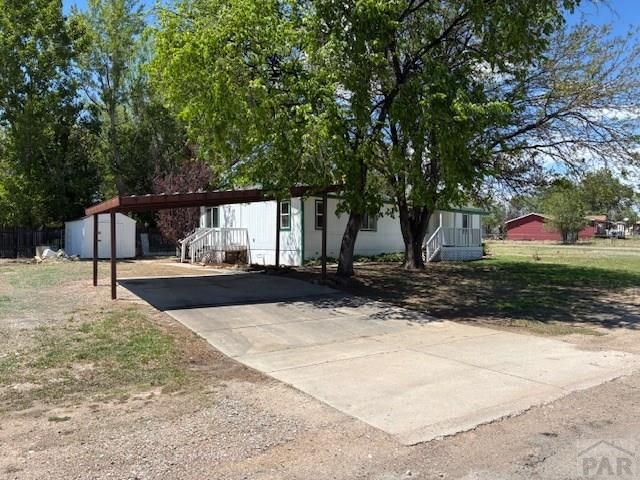 330 E Stewart Dr, Pueblo West, CO 81007