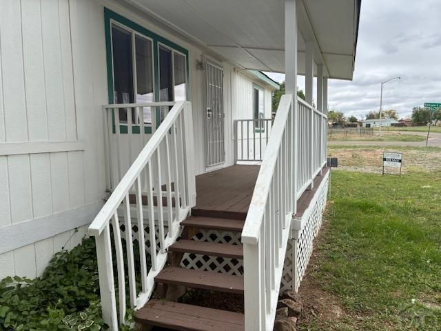 330 E Stewart Dr, Pueblo West, CO 81007