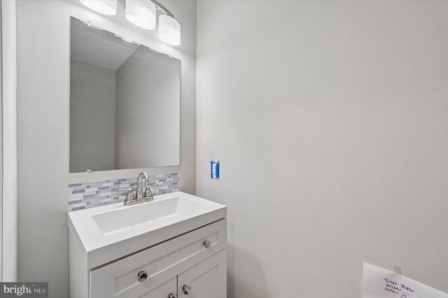 311 W BROOKHAVEN RD, Brookhaven, PA 19015