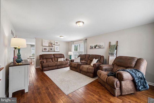 311 W BROOKHAVEN RD, Brookhaven, PA 19015