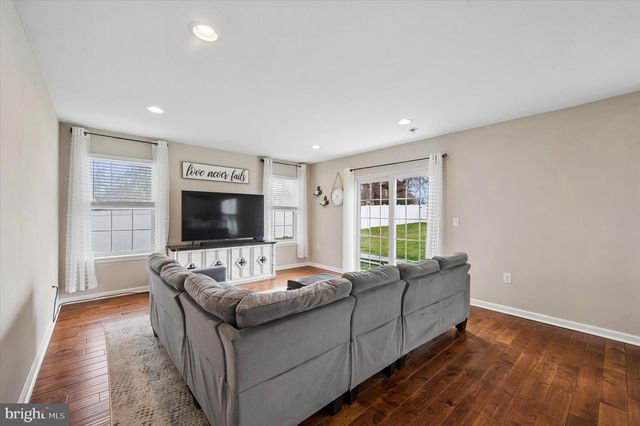 311 W BROOKHAVEN RD, Brookhaven, PA 19015