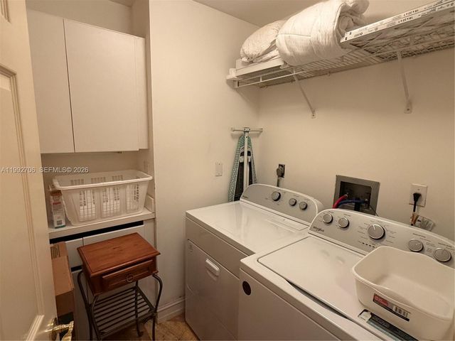 3700 Island Boulevard C203, Aventura, FL 33160