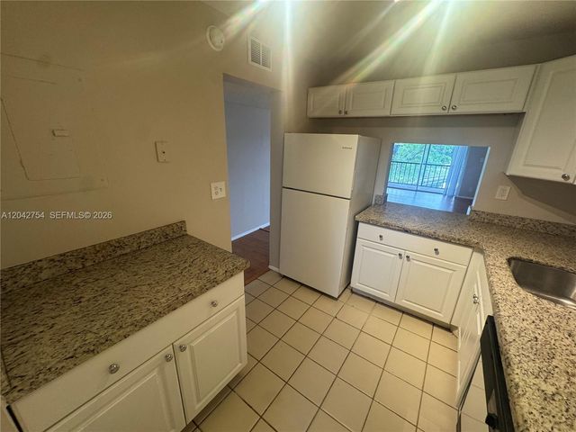 7910 Colony Cir N 304, Tamarac, FL 33321