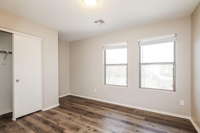 17115 N 185th Drive, Surprise, AZ 85374