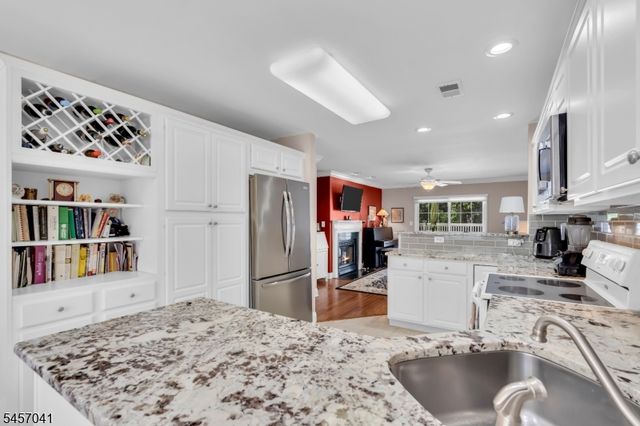 272 Colt St 272, Hopewell Twp., NJ 08534