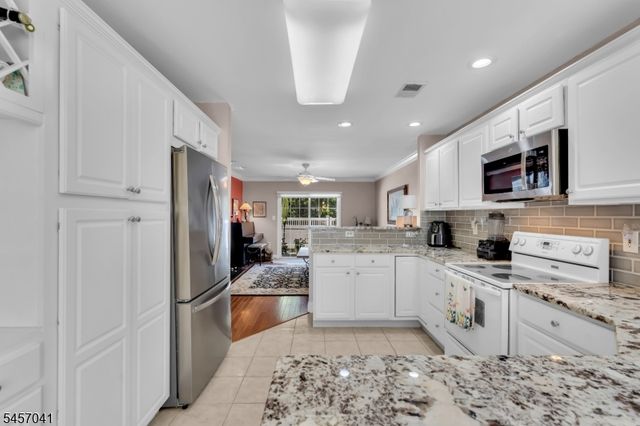 272 Colt St 272, Hopewell Twp., NJ 08534