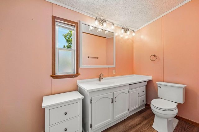 504 Harbor Heights Drive, Waterford, WI 53185