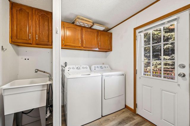 504 Harbor Heights Drive, Waterford, WI 53185