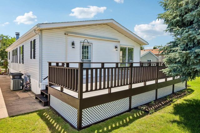 504 Harbor Heights Drive, Waterford, WI 53185