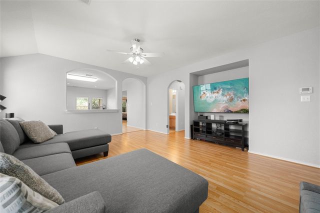 6315 Bennington Spgs Drive, Katy, TX 77494