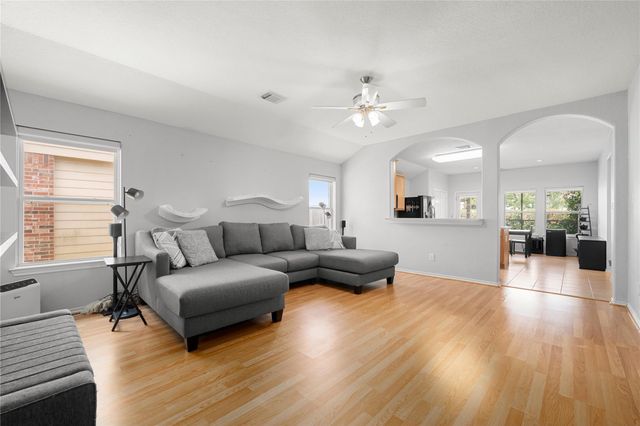 6315 Bennington Spgs Drive, Katy, TX 77494