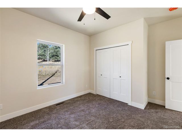 237 Columbine Dr, Woodland Park, CO 80863