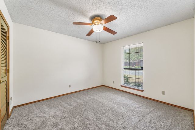 2323 Brookside Drive, Arlington, TX 76012