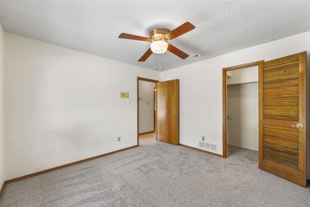 2323 Brookside Drive, Arlington, TX 76012